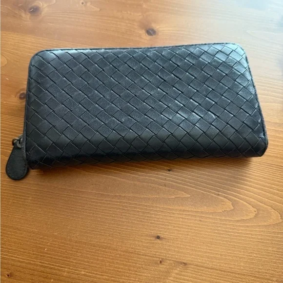 Bottega Brown Leather Wallet with Card Slots and Zipper - Picture 2 of 12